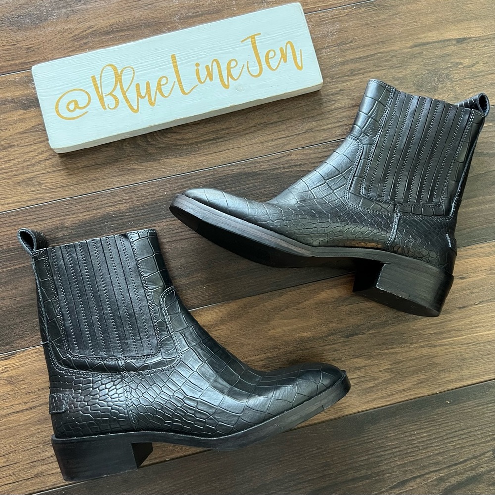 Vintage Foundry Main Embossed Leather Booties NWOT